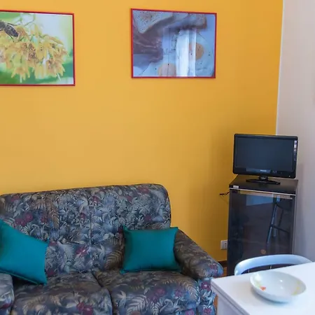 Luminoso Bilocale Appartamento